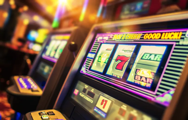 Jeux, jeux de hasard et Bingos	